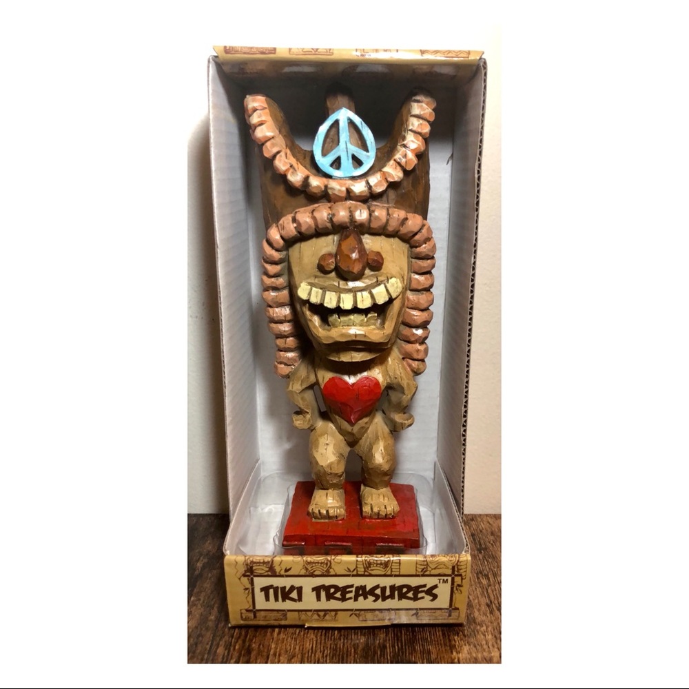Tiki Treasures Mini Wooden Statue, Vintage-Style Wooden Toy — Room Decoration